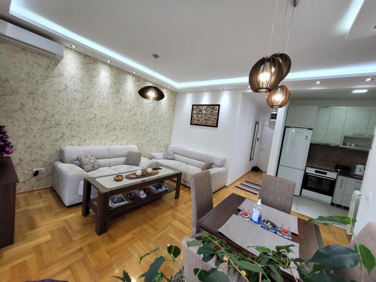 Apartment Iris Beograd Bagian luar foto