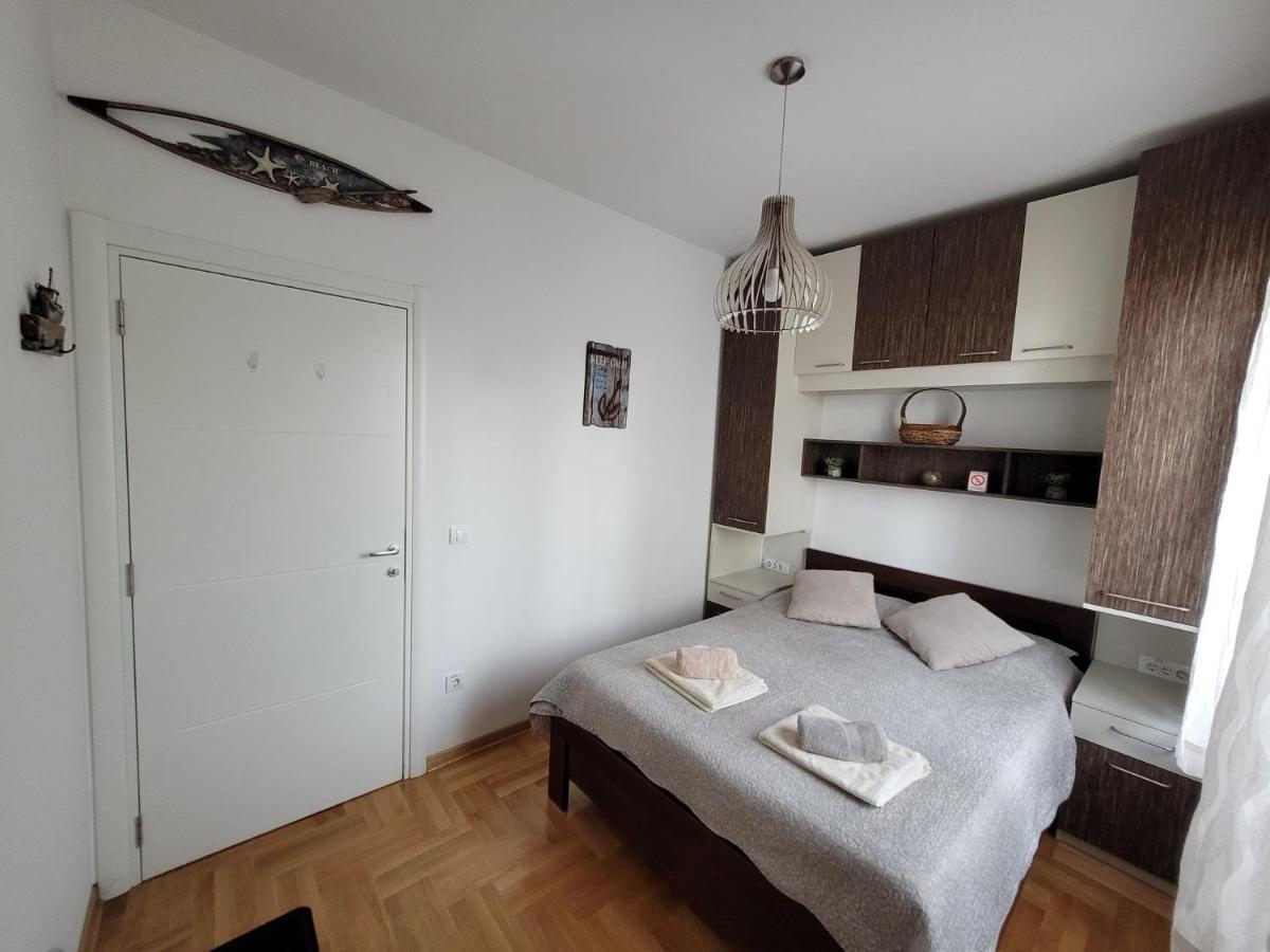 Apartment Iris Beograd Bagian luar foto