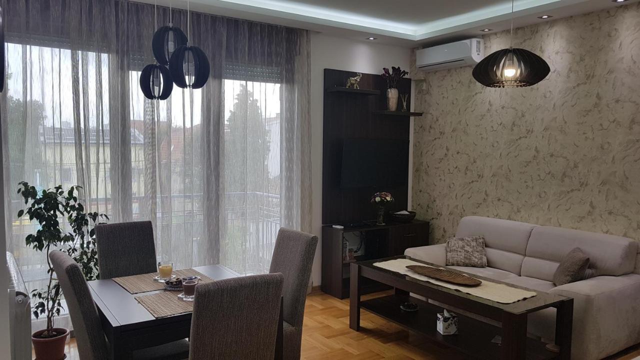Apartment Iris Beograd Bagian luar foto